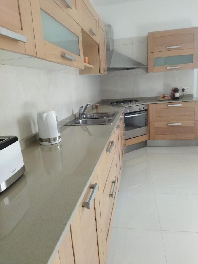 Centrally Located Bugibba Apartment - Seaside Comfort St. Paul's Bay Bagian luar foto