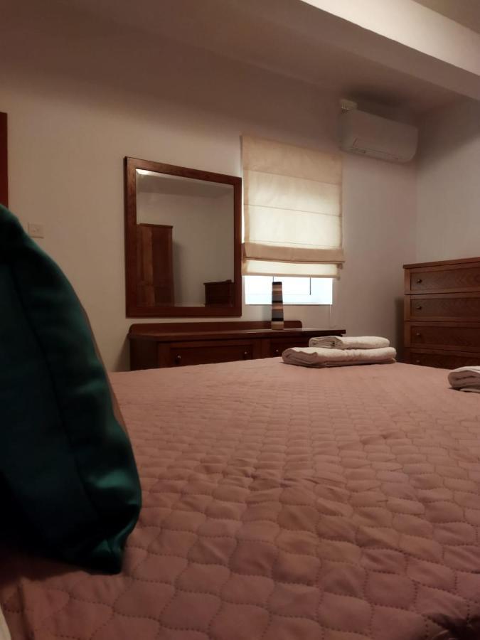 Centrally Located Bugibba Apartment - Seaside Comfort St. Paul's Bay Bagian luar foto